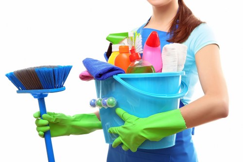 Local move-in cleaning service in SW19 handling dust and surface cleaning in a residential property
