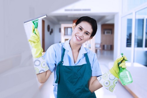Deep cleaning support for homes in Sw19